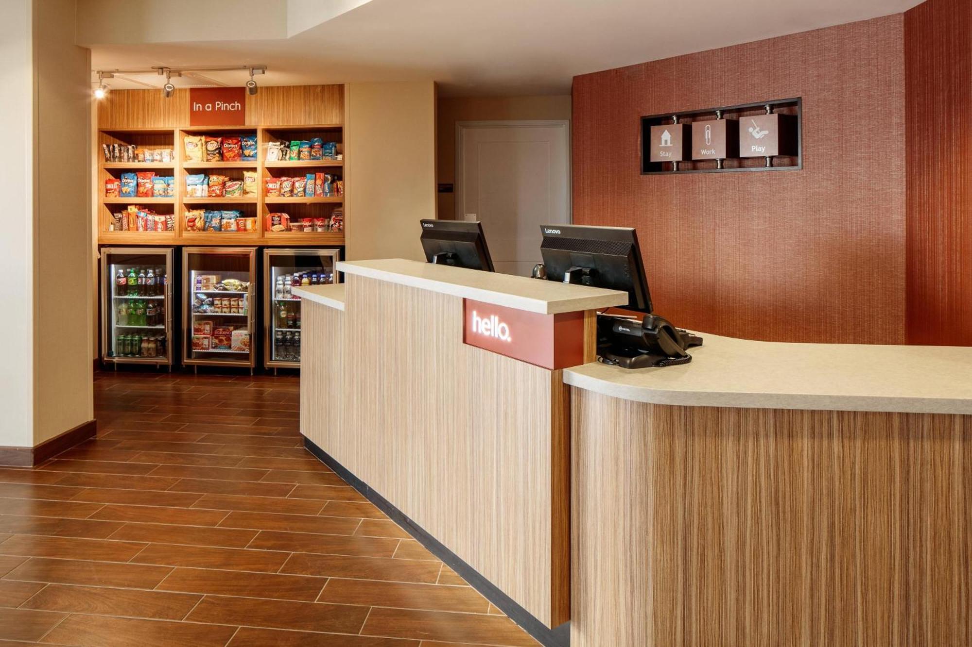 Towneplace Suites By Marriott Kansas City Airport Exterior foto